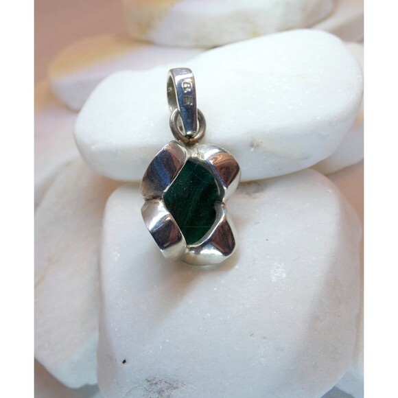 Vintage Genuine Malachite Sterling Silver Pendant  Handmade OOAK Modernist - Picture 4 of 4